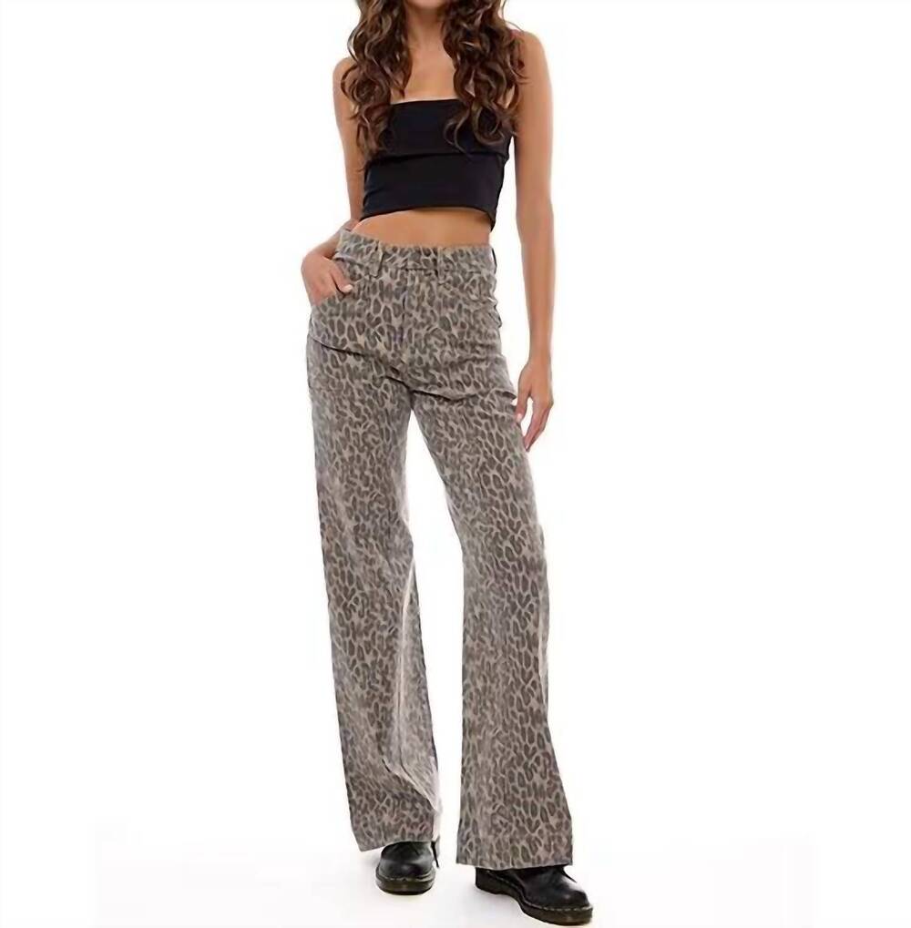 NEW HIDDEN happy high rise comfort flare jean in leopard
